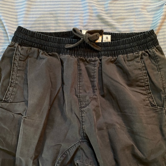 Abercrombie and Fitch joggers - Picture 5 of 5